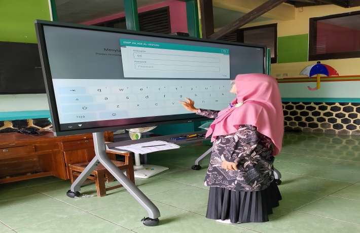 TK Islam Al Irsyad Gintungreja Menerima Bantuan Digitalisasi PAUD