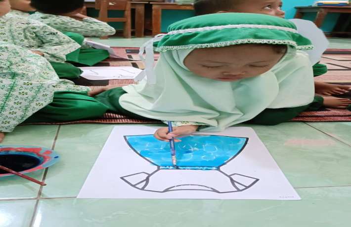 Serunya Membatik Magic di TK Islam Al Irsyad Gintungreja 